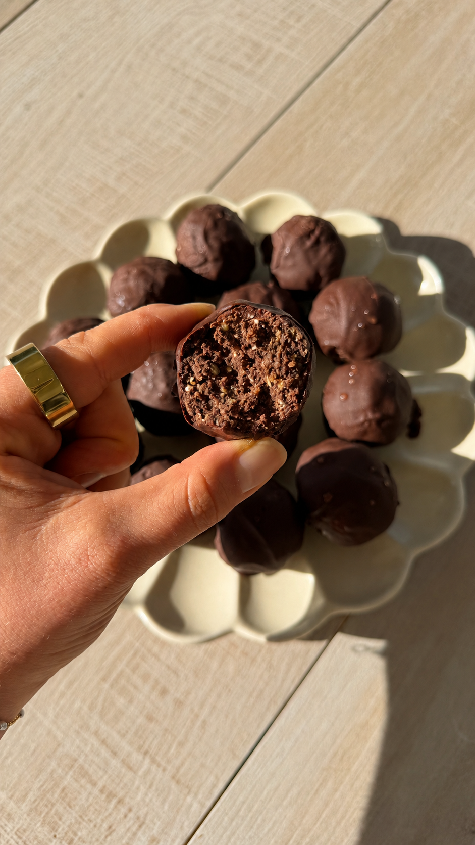 BROWNIE PROTEIN BALLS